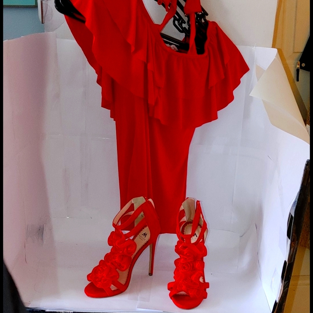 Shirt by Fashion Magazine shoes by Madison